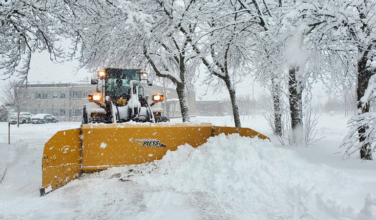 Déneigement commercial et industriel