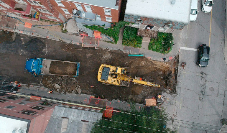 Réfection complète de la rue suite à travaux d'infrastructure à Montréal